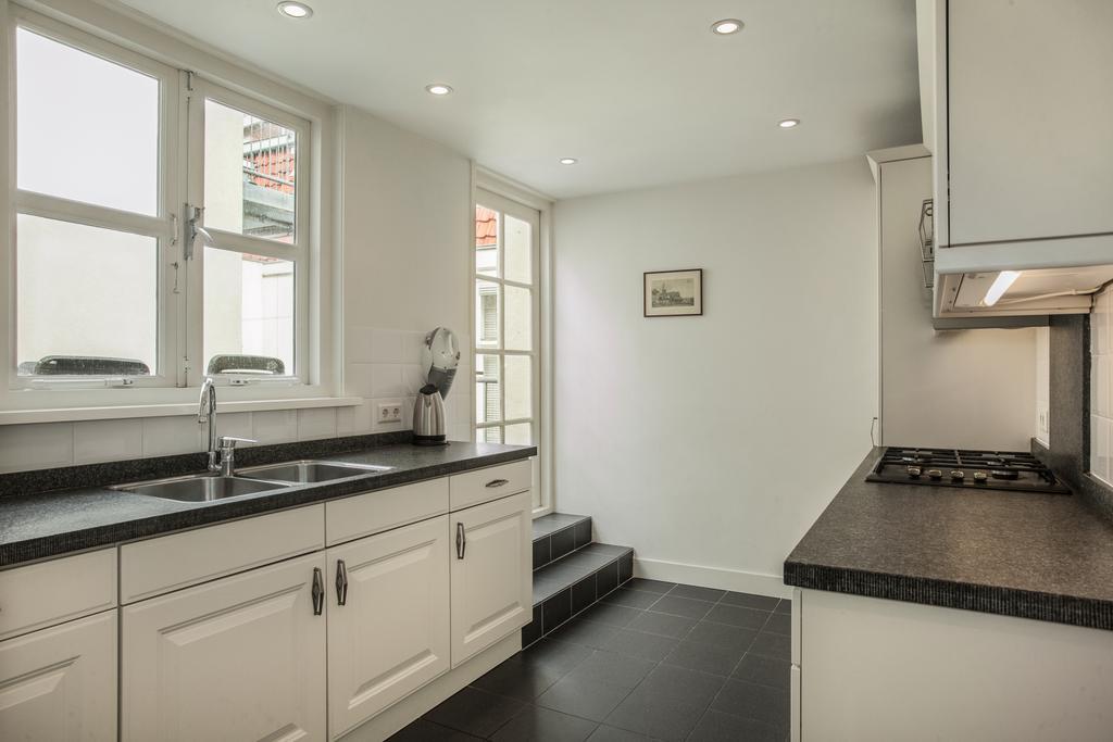 Stayci Serviced Apartments Noordeinde Lahey Dış mekan fotoğraf