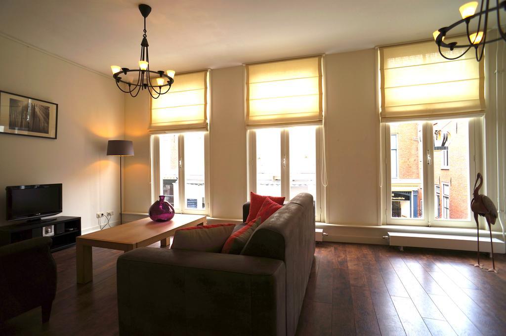 Stayci Serviced Apartments Noordeinde Lahey Oda fotoğraf