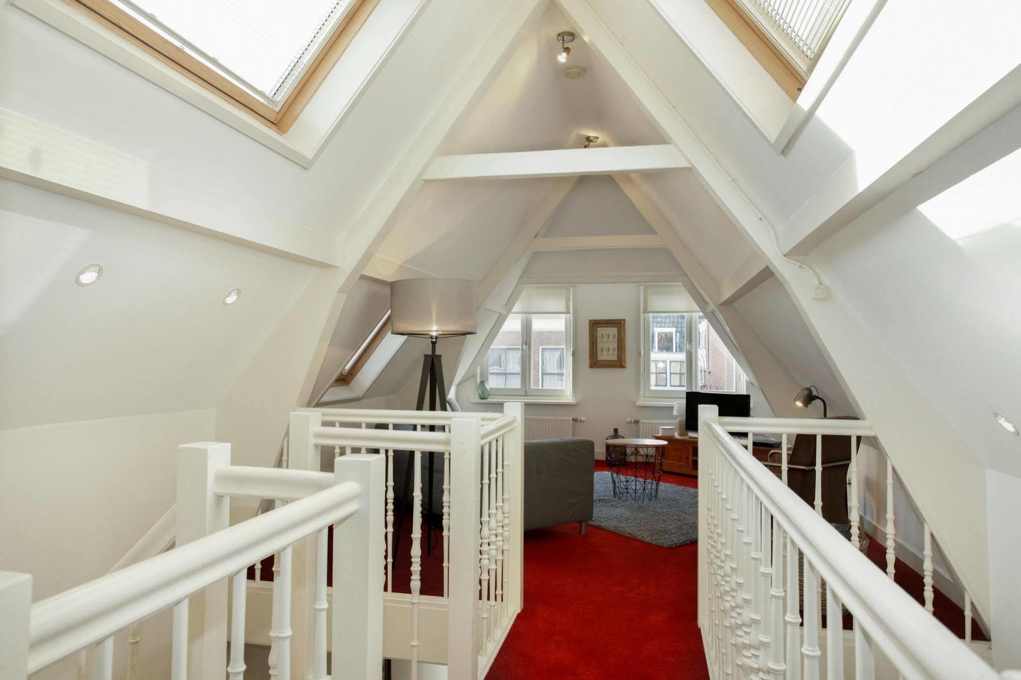 Stayci Serviced Apartments Noordeinde Lahey Dış mekan fotoğraf